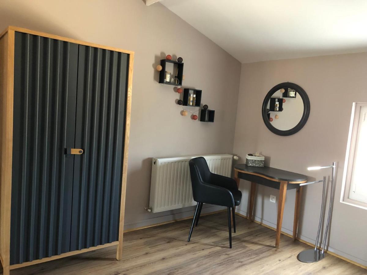 Le Numero 15 Saint-Seurin-sur-l'Isle Exteriér fotografie